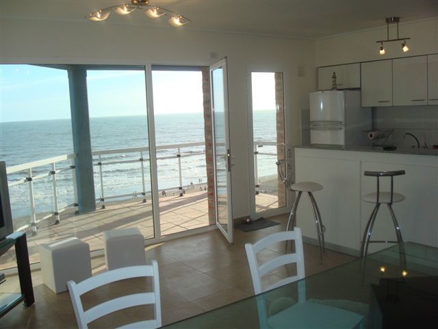 Vista al mar desde el comedor