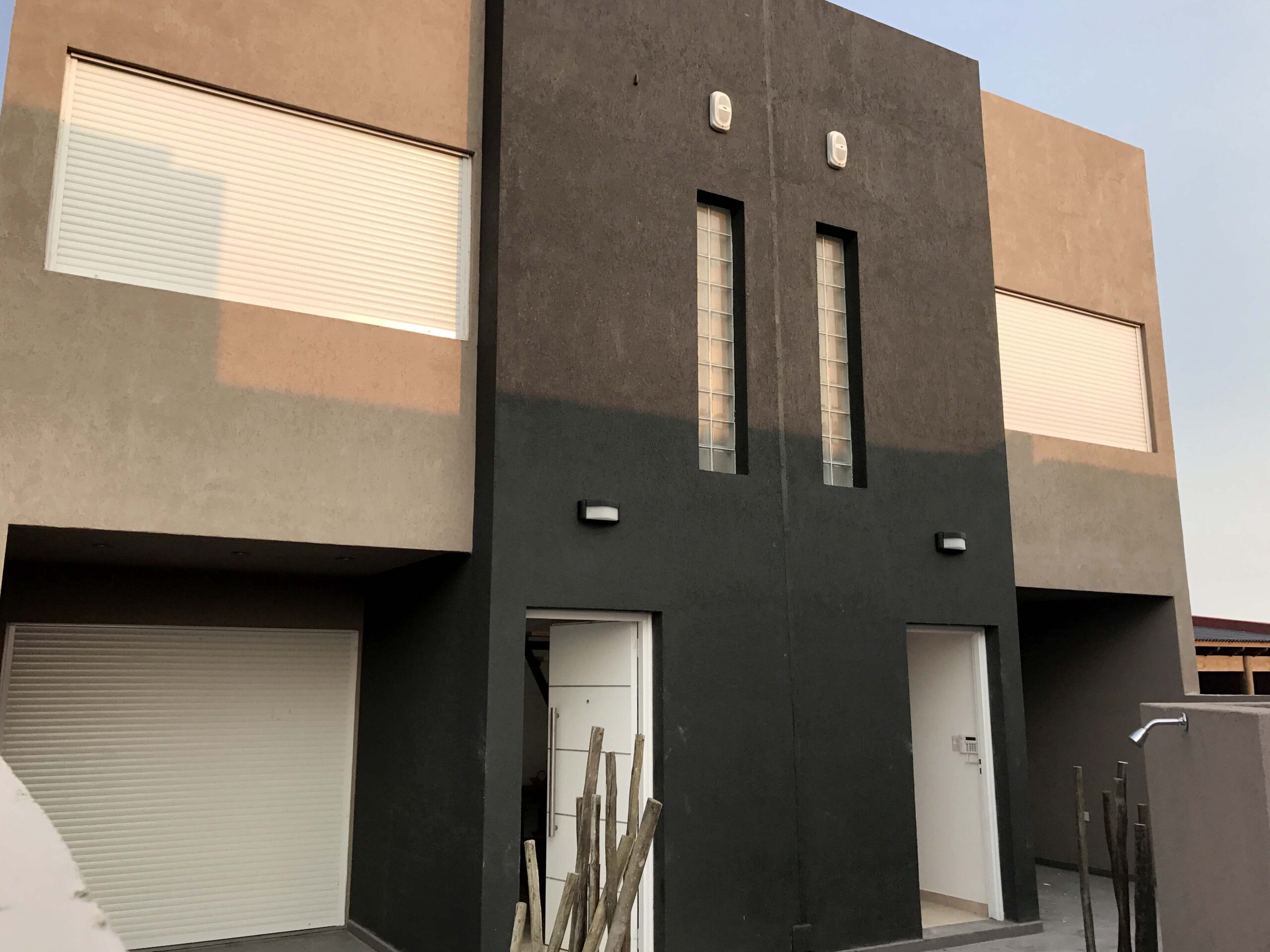 Exterior Duplex