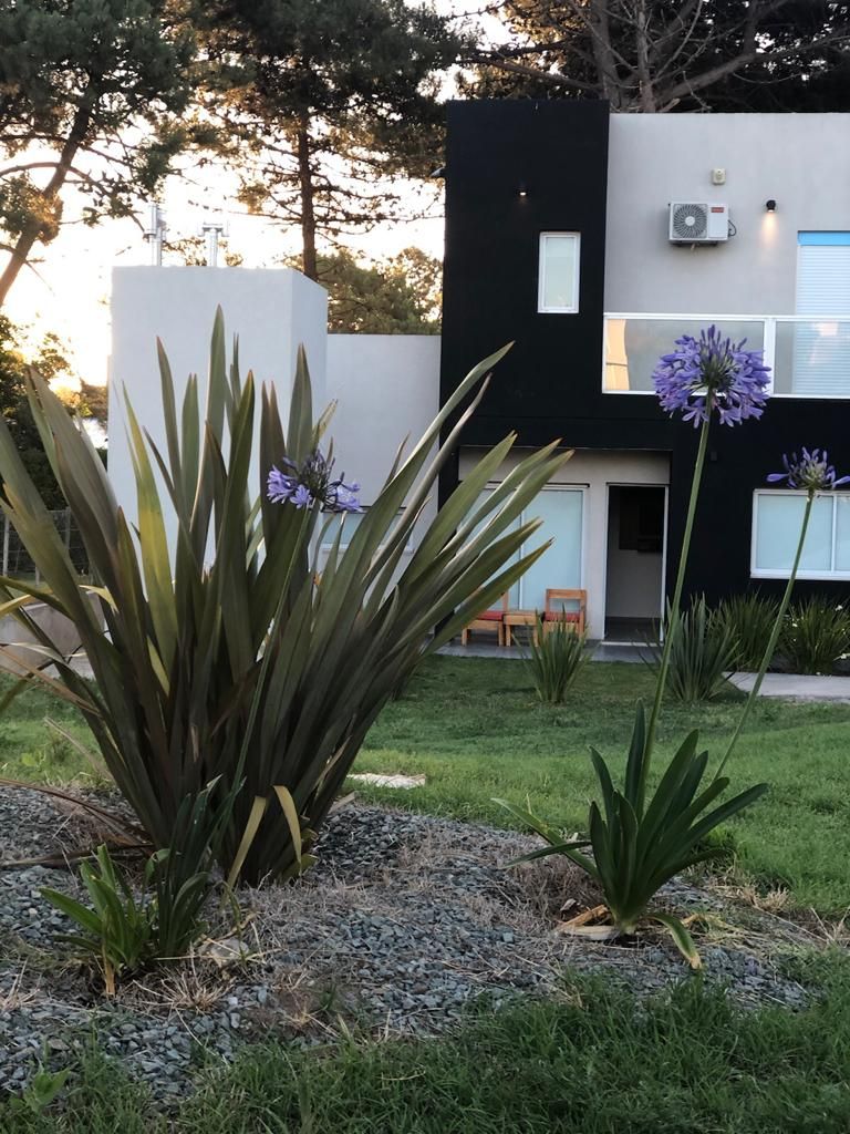 duplex_de_este_monte.hermoso.140.jpg